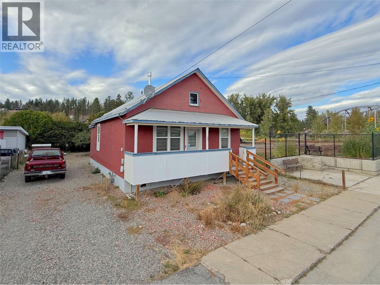 27 Fenchurch Avenue, princeton, British Columbia