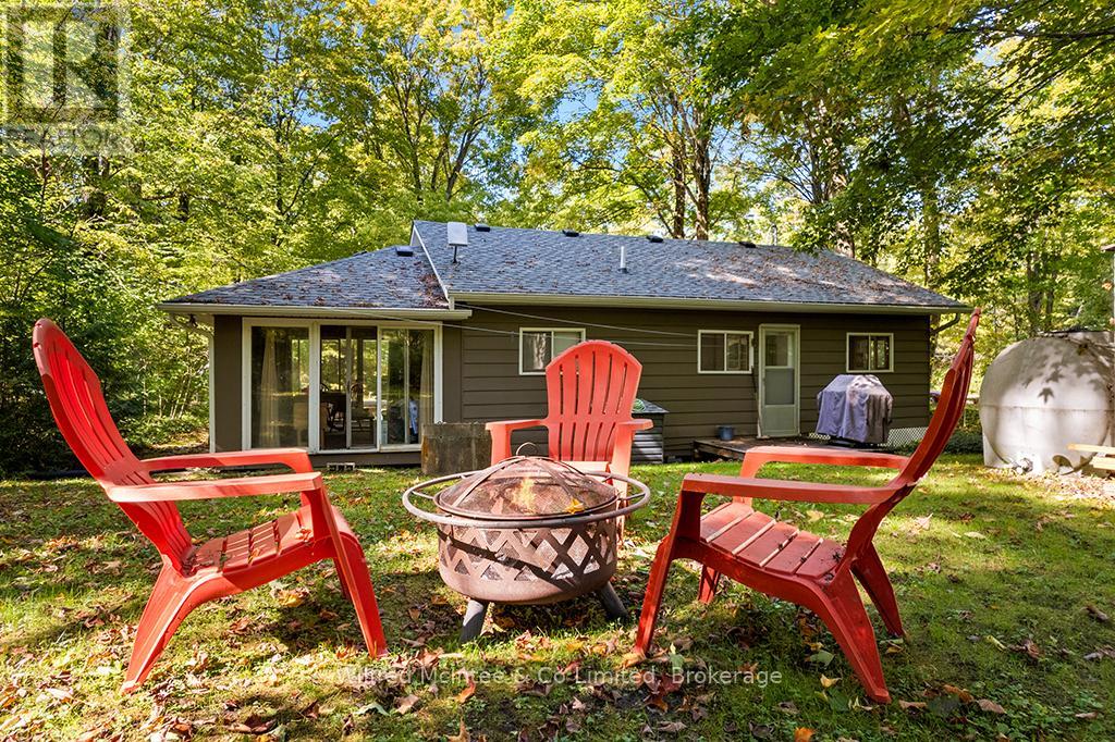 228 Thompson Avenue, Native Leased Lands, Ontario  N0H 2G0 - Photo 17 - X12433318