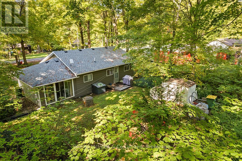 228 Thompson Avenue, Native Leased Lands, Ontario  N0H 2G0 - Photo 18 - X12433318