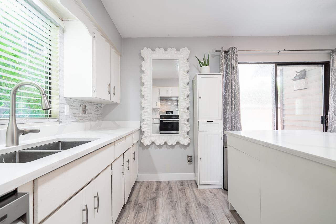 6669 129 Street, Surrey, British Columbia  V3W 8Y1 - Photo 5 - R3049660