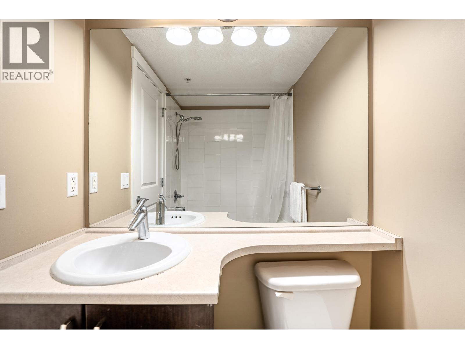 Lorem Ipsum Dolor Sit Amet, Consec, Coquitlam, British Columbia  V3E  - Photo 18 - DEMO28926743