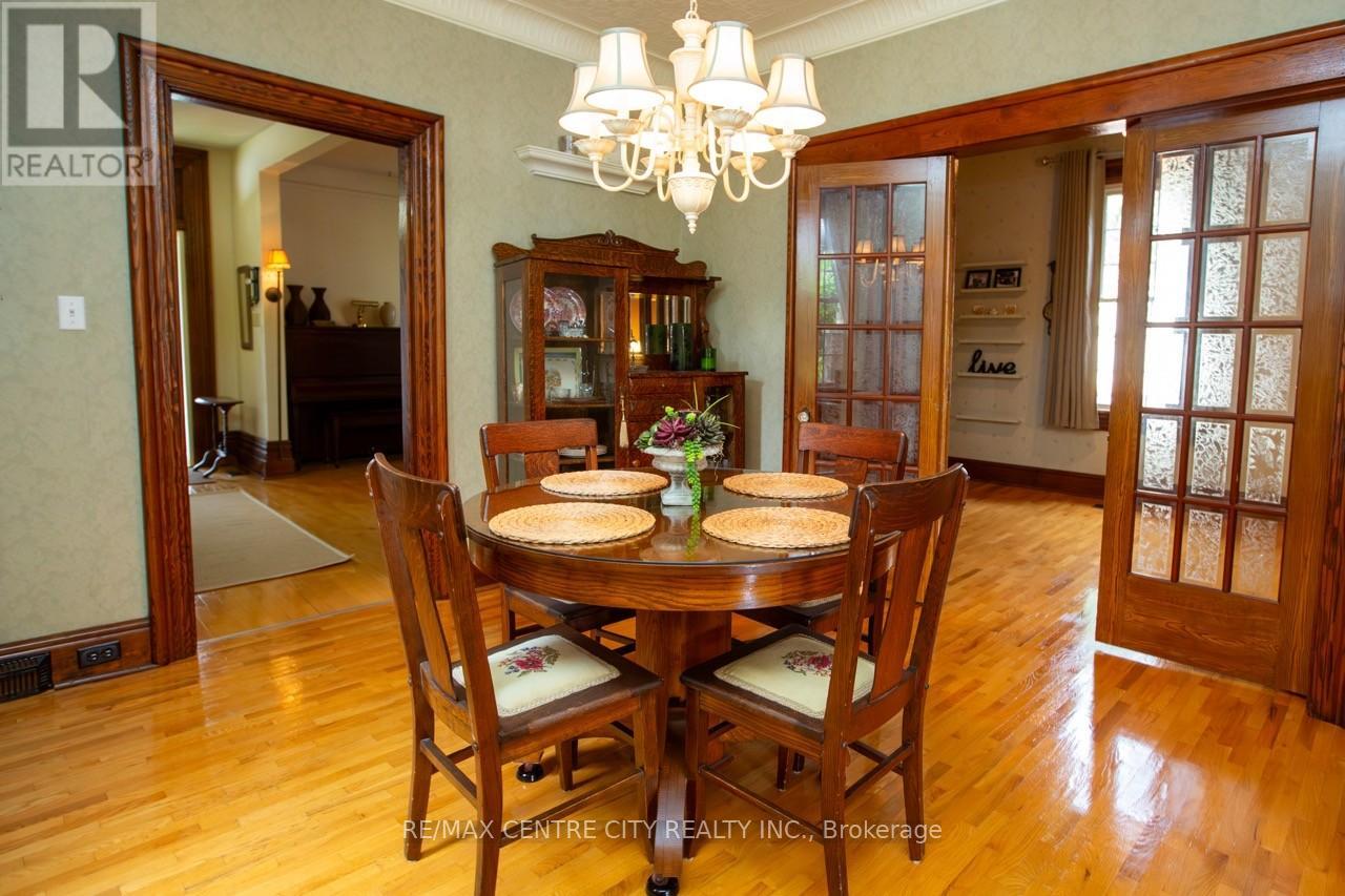 164 Woodstock Street N, East Zorra-Tavistock, Ontario  N0B 2R0 - Photo 16 - X12433320