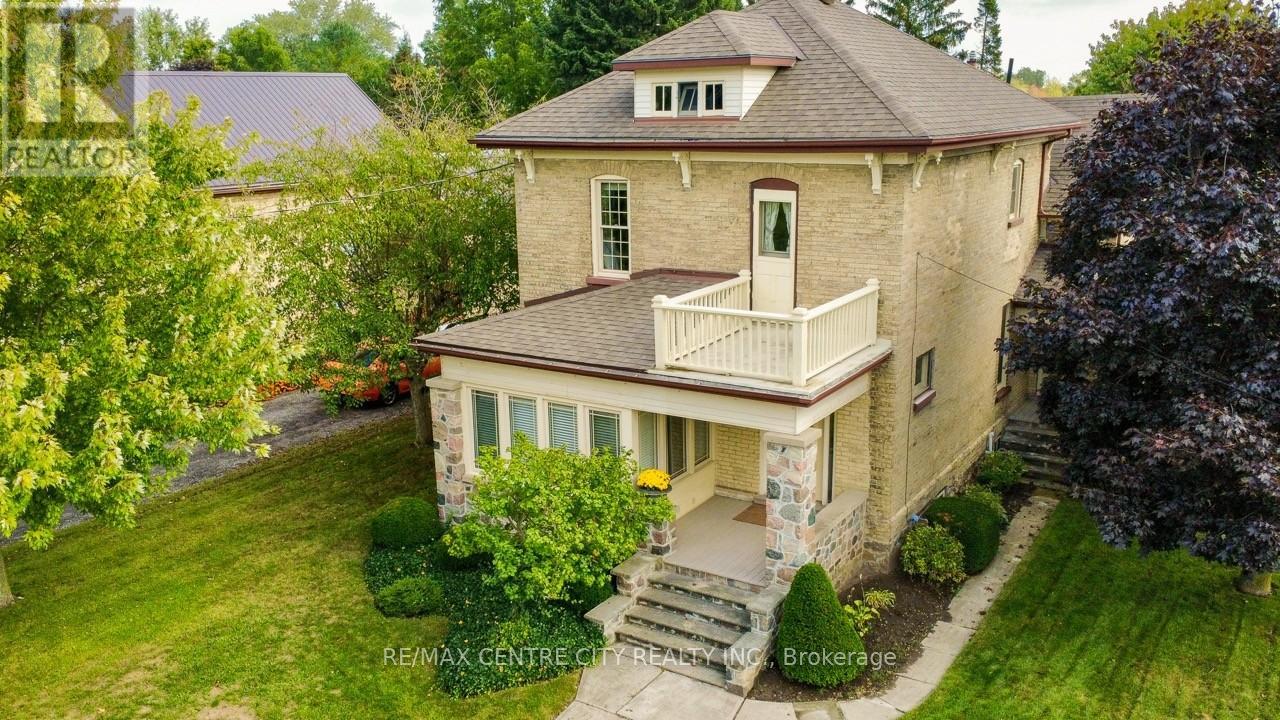 164 Woodstock Street N, East Zorra-Tavistock, Ontario  N0B 2R0 - Photo 2 - X12433320