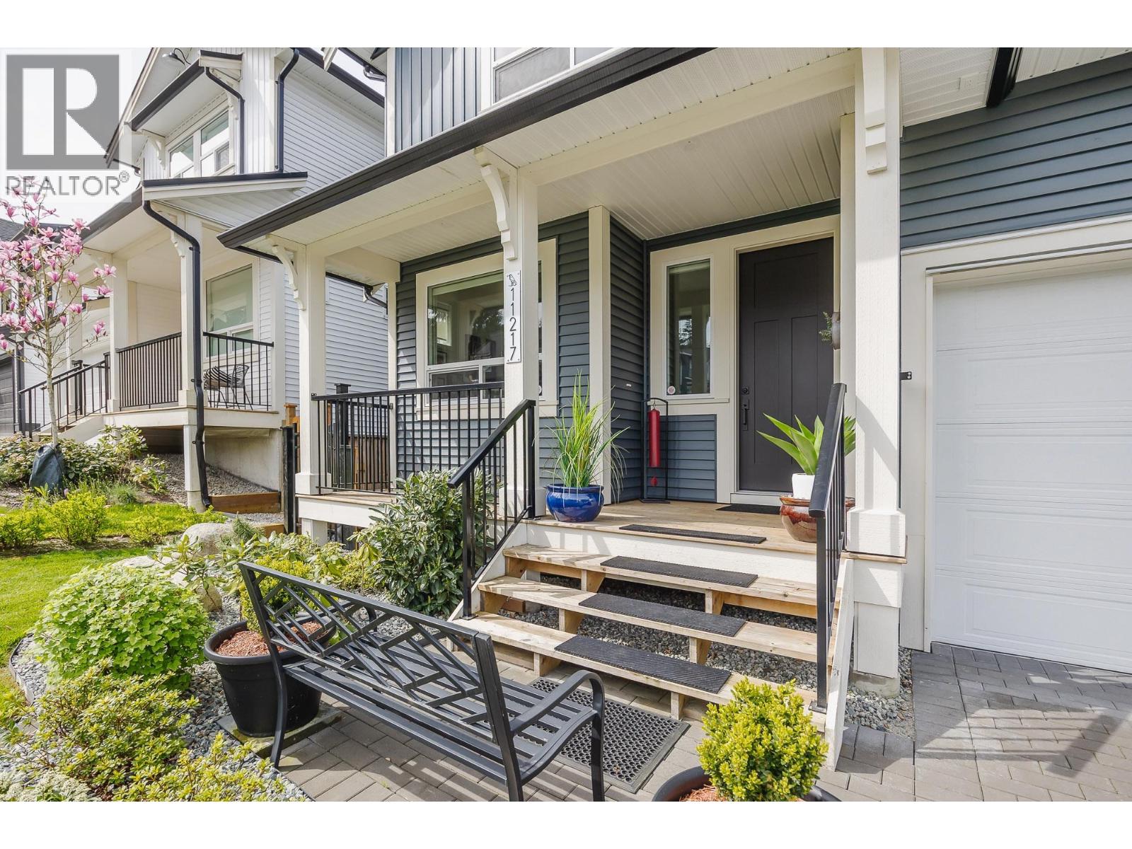11217 250b Street, Maple Ridge, British Columbia  V2W 0K6 - Photo 2 - R3025791