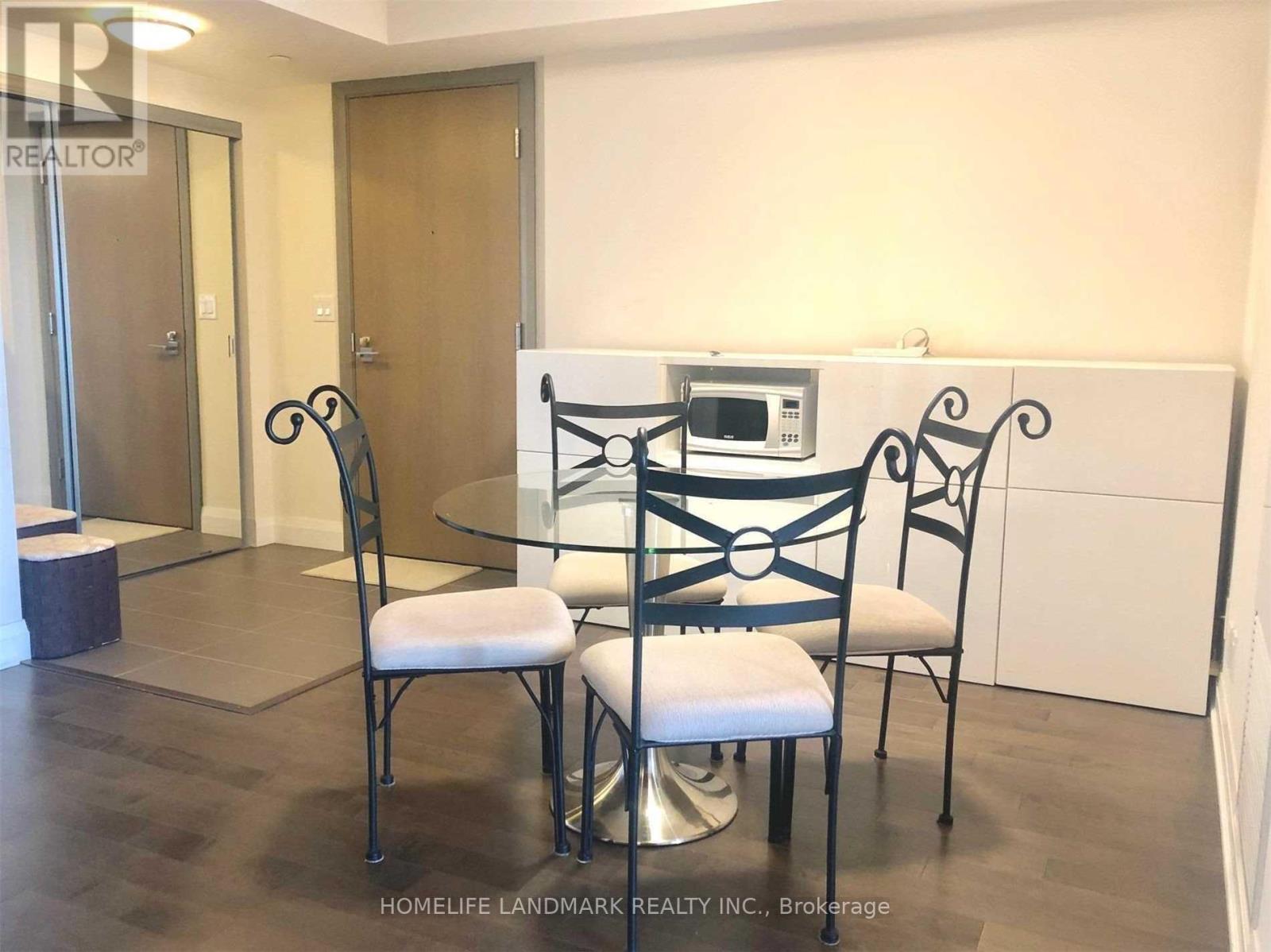 2105 - 18 Uptown Drive, Markham, Ontario  L3R 5M5 - Photo 4 - N12433268