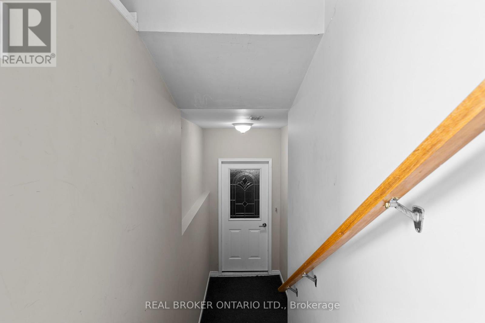 268 Johnson Street, Barrie, Ontario  L4M 6S8 - Photo 2 - S12433278