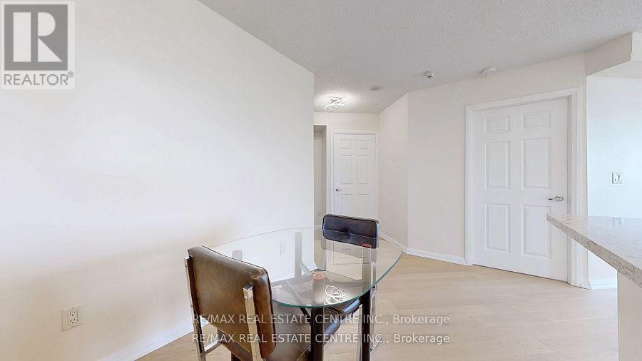 613 - 220 Forum Drive, Mississauga, Ontario  L4Z 4K1 - Photo 12 - W12433261