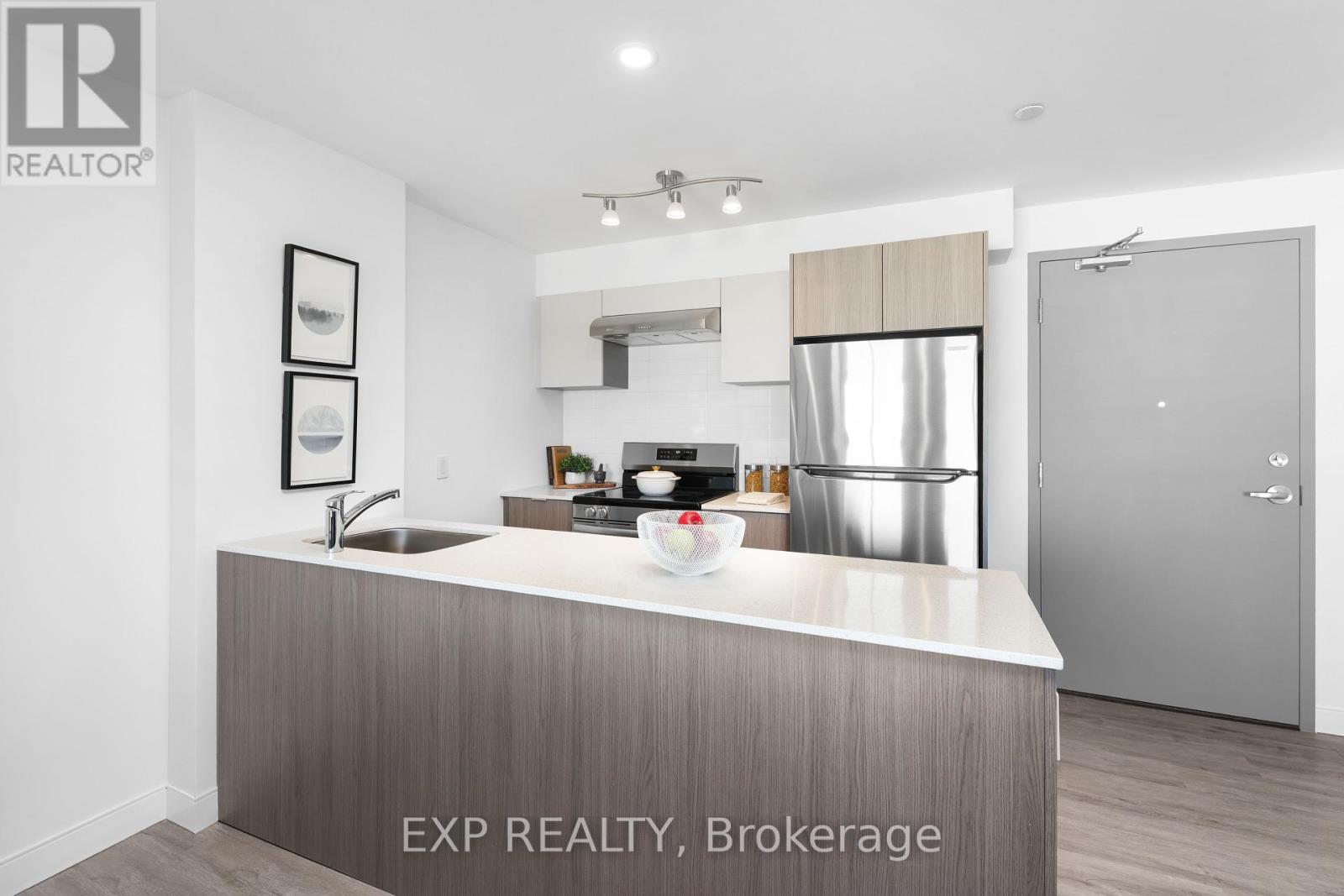 914 - 100 Manett Crescent, Brampton, Ontario  L6X 5R8 - Photo 2 - W12433272