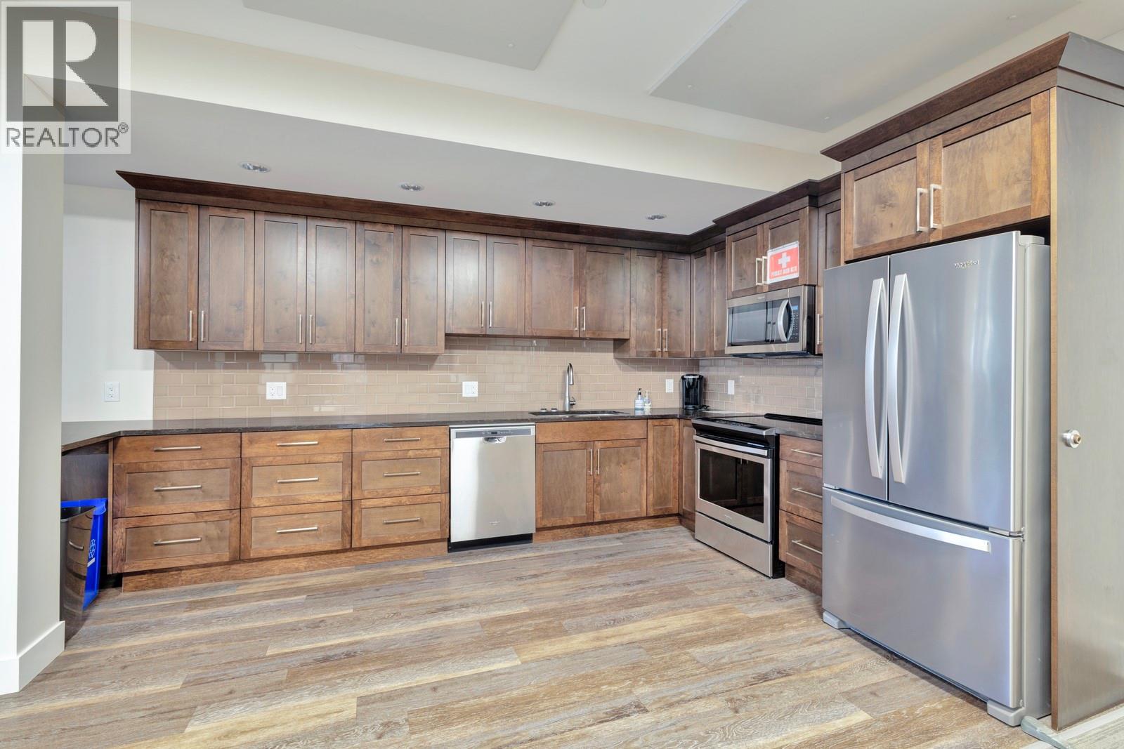 3865 Truswell Road Unit# 305, Kelowna, British Columbia  V1W 3K9 - Photo 29 - 10362977