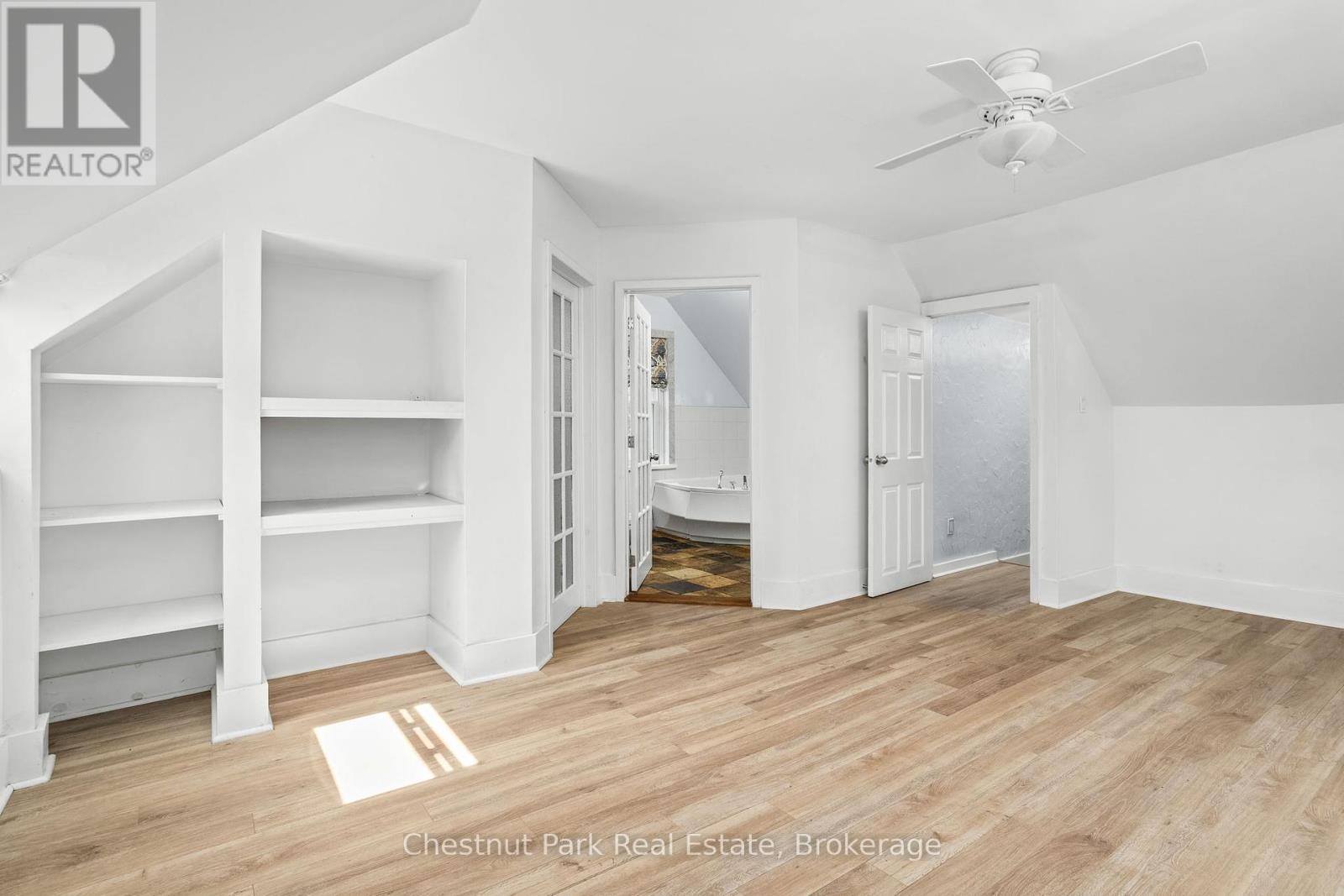 615 Bay Street, Gravenhurst, Ontario  P1P 1G8 - Photo 16 - X12397217