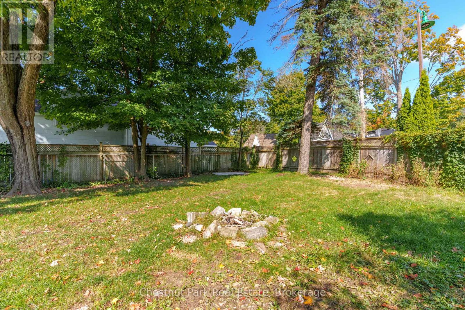 615 Bay Street, Gravenhurst, Ontario  P1P 1G8 - Photo 26 - X12397217