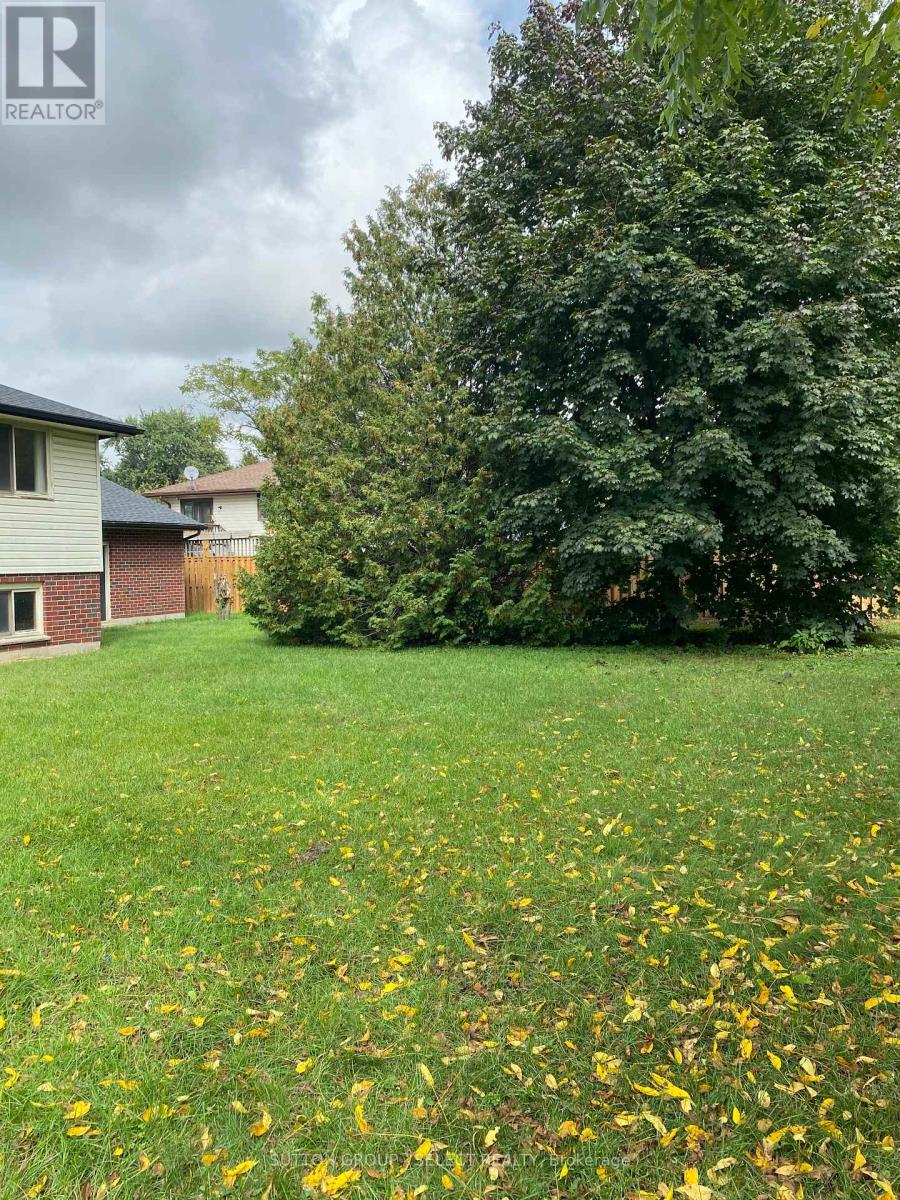 8579 Glendon Drive, Strathroy-Caradoc, Ontario  N0L 1W0 - Photo 33 - X12432502