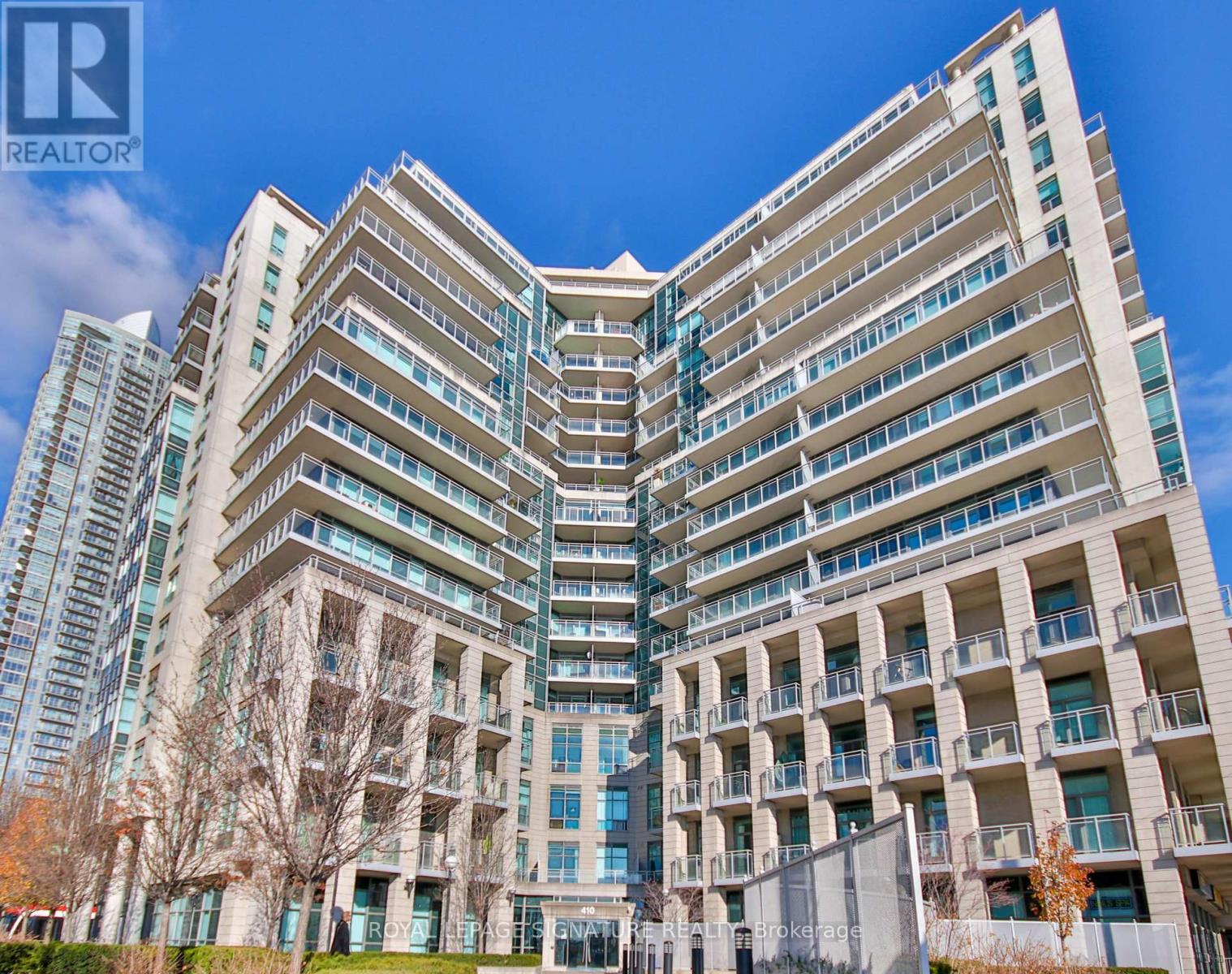 502 - 410 Queens Quay W, Toronto, Ontario  M5V 3T1 - Photo 1 - C12433285