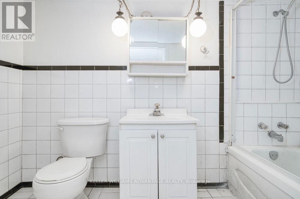195-197 Dovercourt Road, Toronto, Ontario  M6J 3C7 - Photo 18 - C12433317
