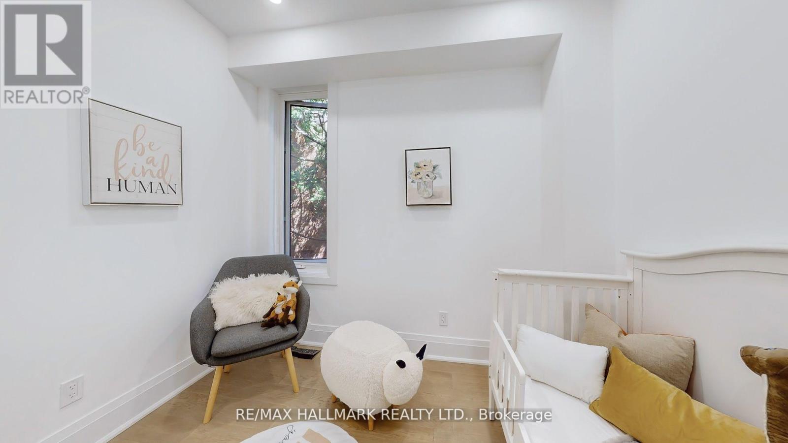 755 Manning Avenue, Toronto, Ontario  M6G 2W5 - Photo 15 - C12433331
