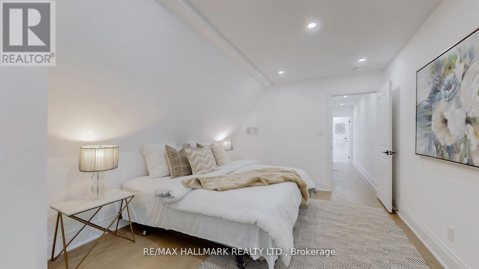 755 Manning Avenue, Toronto, Ontario  M6G 2W5 - Photo 18 - C12433331