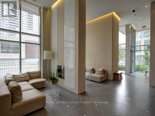 812 - 500 Sherbourne Street, Toronto, Ontario  M4X 1L1 - Photo 2 - C12433335
