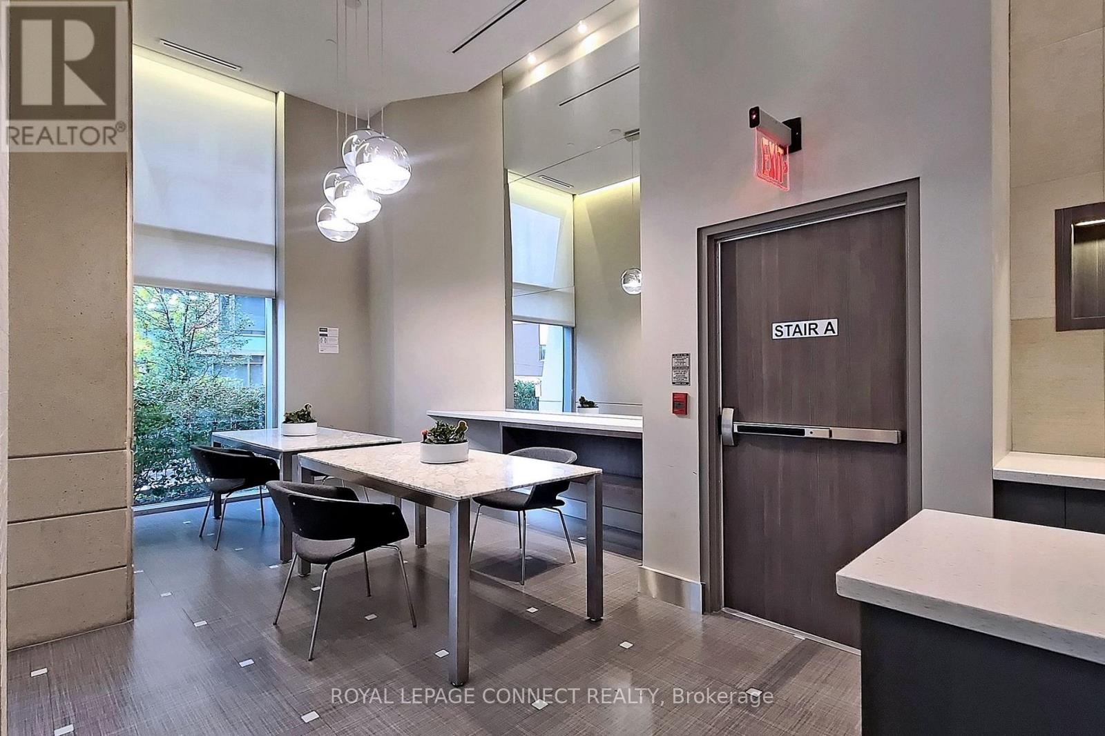 812 - 500 Sherbourne Street, Toronto, Ontario  M4X 1L1 - Photo 3 - C12433335