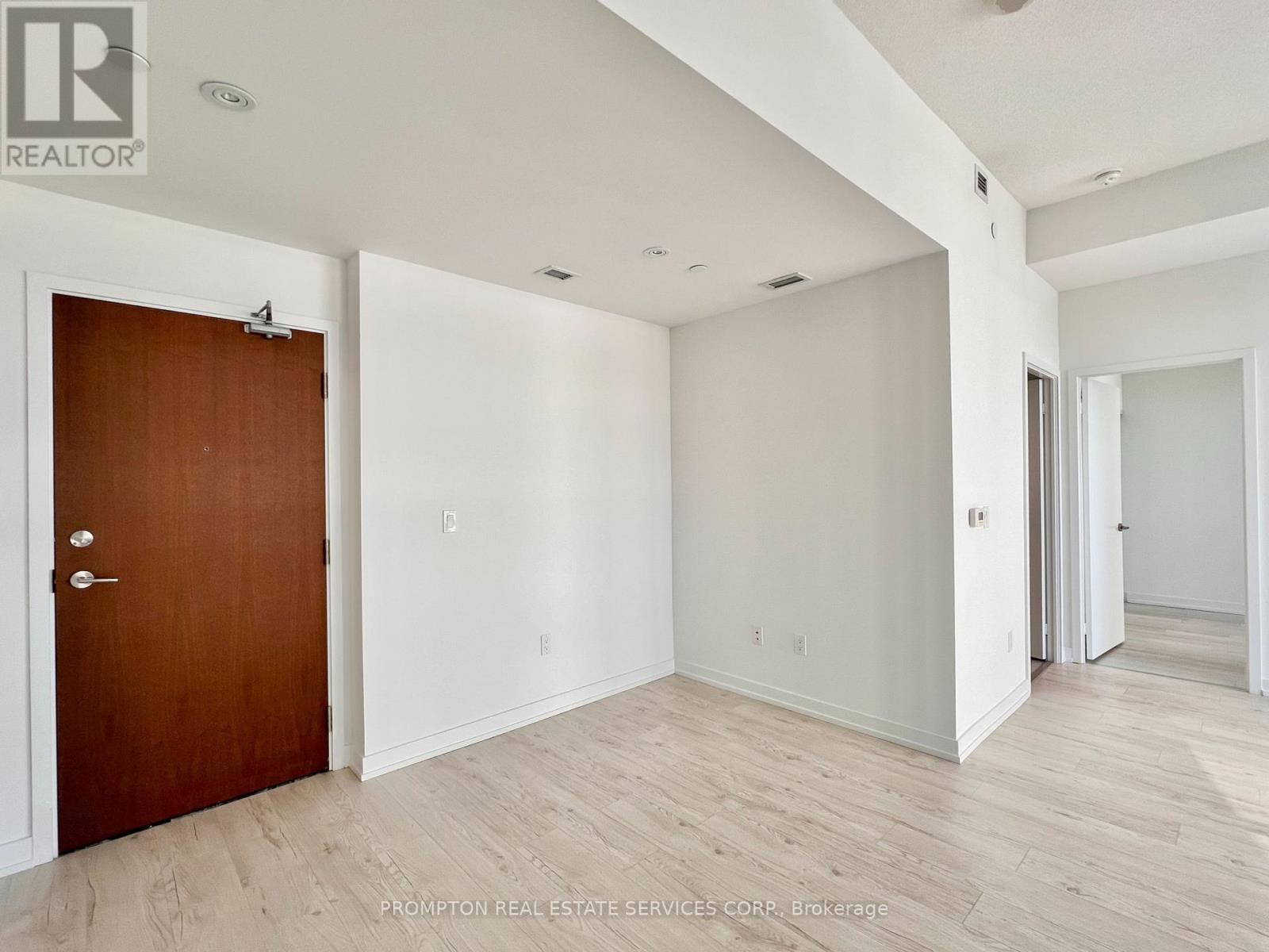 907 - 117 Mcmahon Drive, Toronto, Ontario  M2K 2X9 - Photo 21 - C12433338