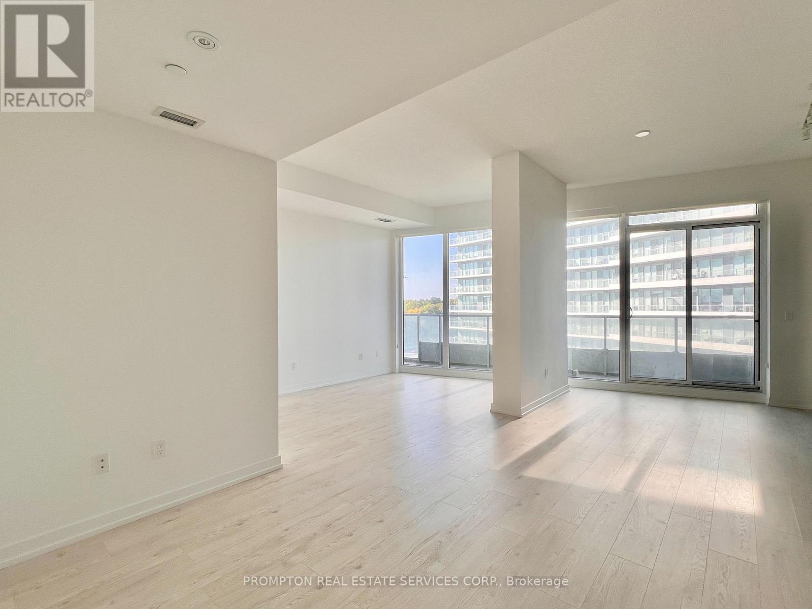 907 - 117 Mcmahon Drive, Toronto, Ontario  M2K 2X9 - Photo 3 - C12433338