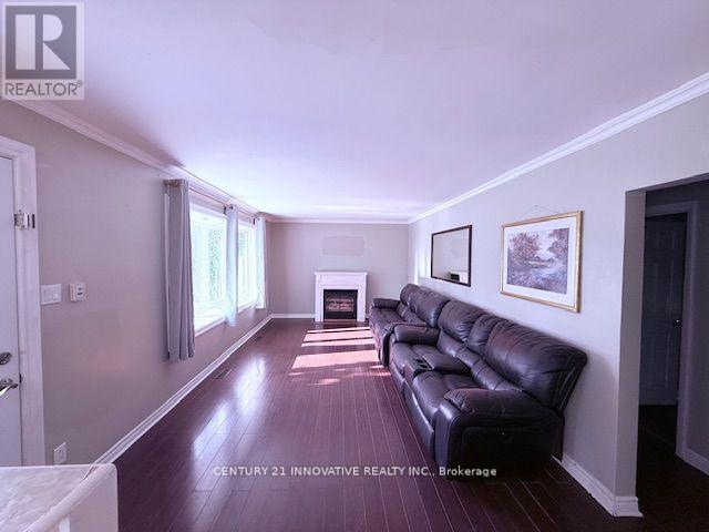491 Fairlawn Street N, Oshawa, Ontario  L1J 4R5 - Photo 3 - E12433324