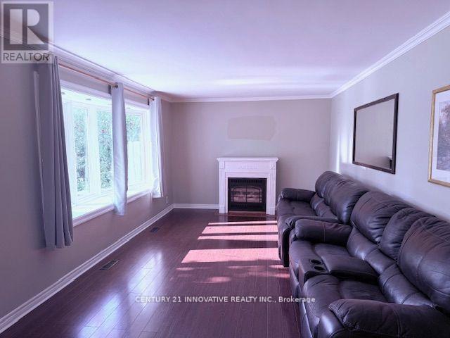 491 Fairlawn Street N, Oshawa, Ontario  L1J 4R5 - Photo 4 - E12433324