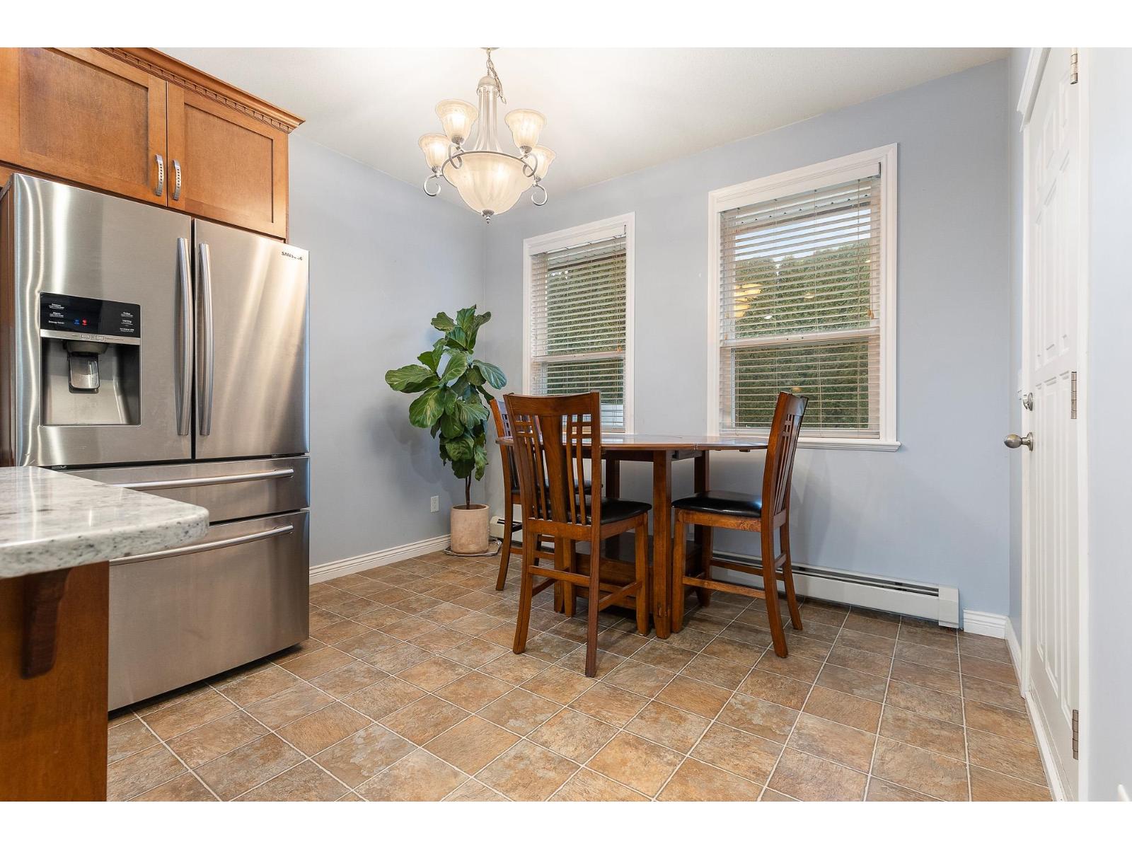 5386 Chinook Street, Sardis South, Chilliwack, British Columbia  V2R 0A6 - Photo 15 - R3053152