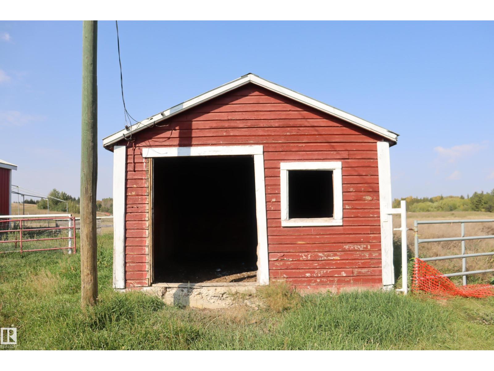 243066 Twp. Rd. 464, Rural Wetaskiwin County, Alberta  T9A 2G3 - Photo 34 - E4457614