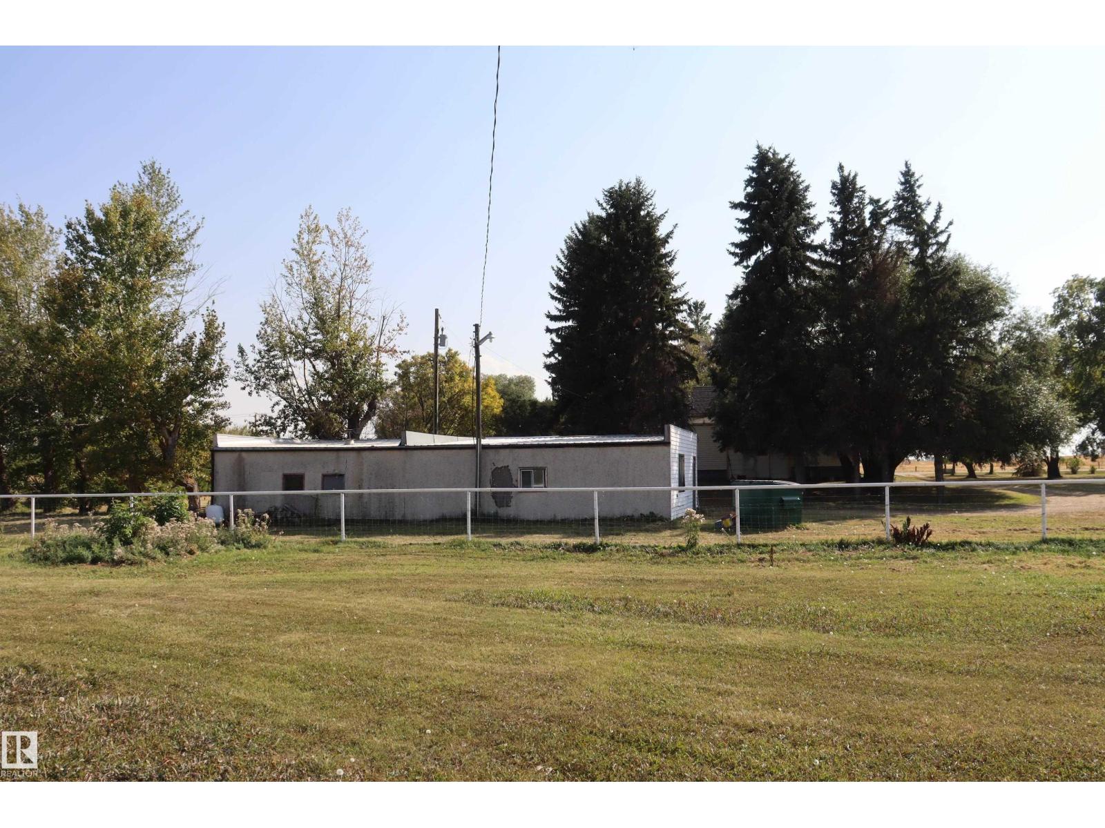 243066 Twp. Rd. 464, Rural Wetaskiwin County, Alberta  T9A 2G3 - Photo 43 - E4457614