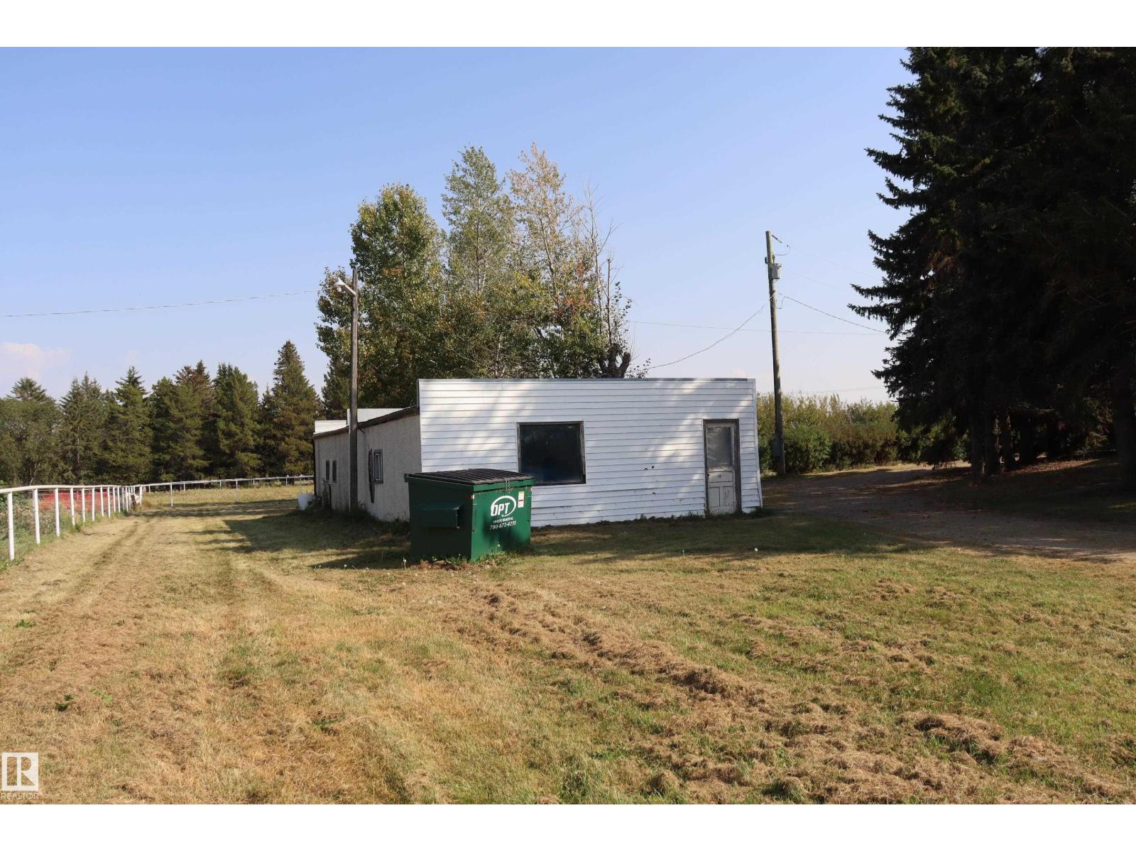 243066 Twp. Rd. 464, Rural Wetaskiwin County, Alberta  T9A 2G3 - Photo 45 - E4457614