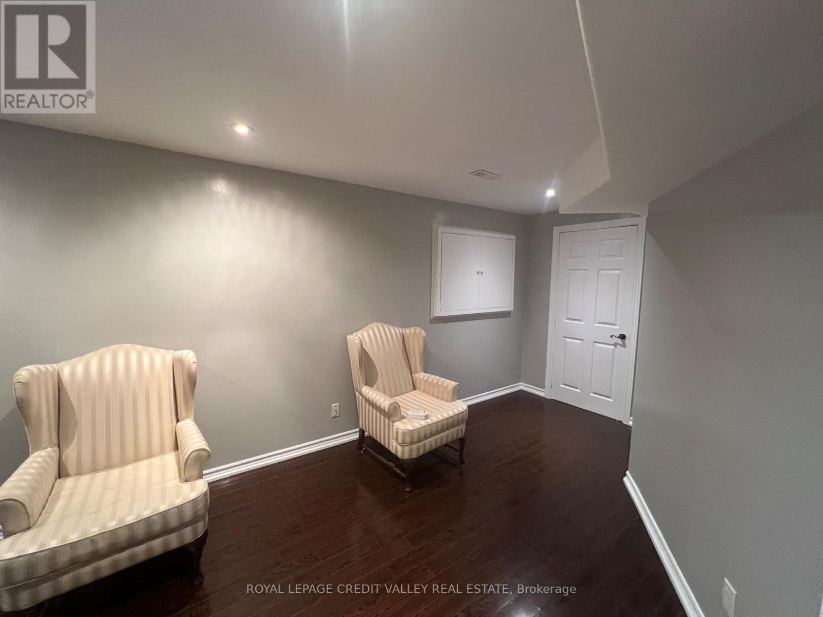 Bsmt - 7 Albright Road, Brampton, Ontario  L6X 5C8 - Photo 10 - W12433209