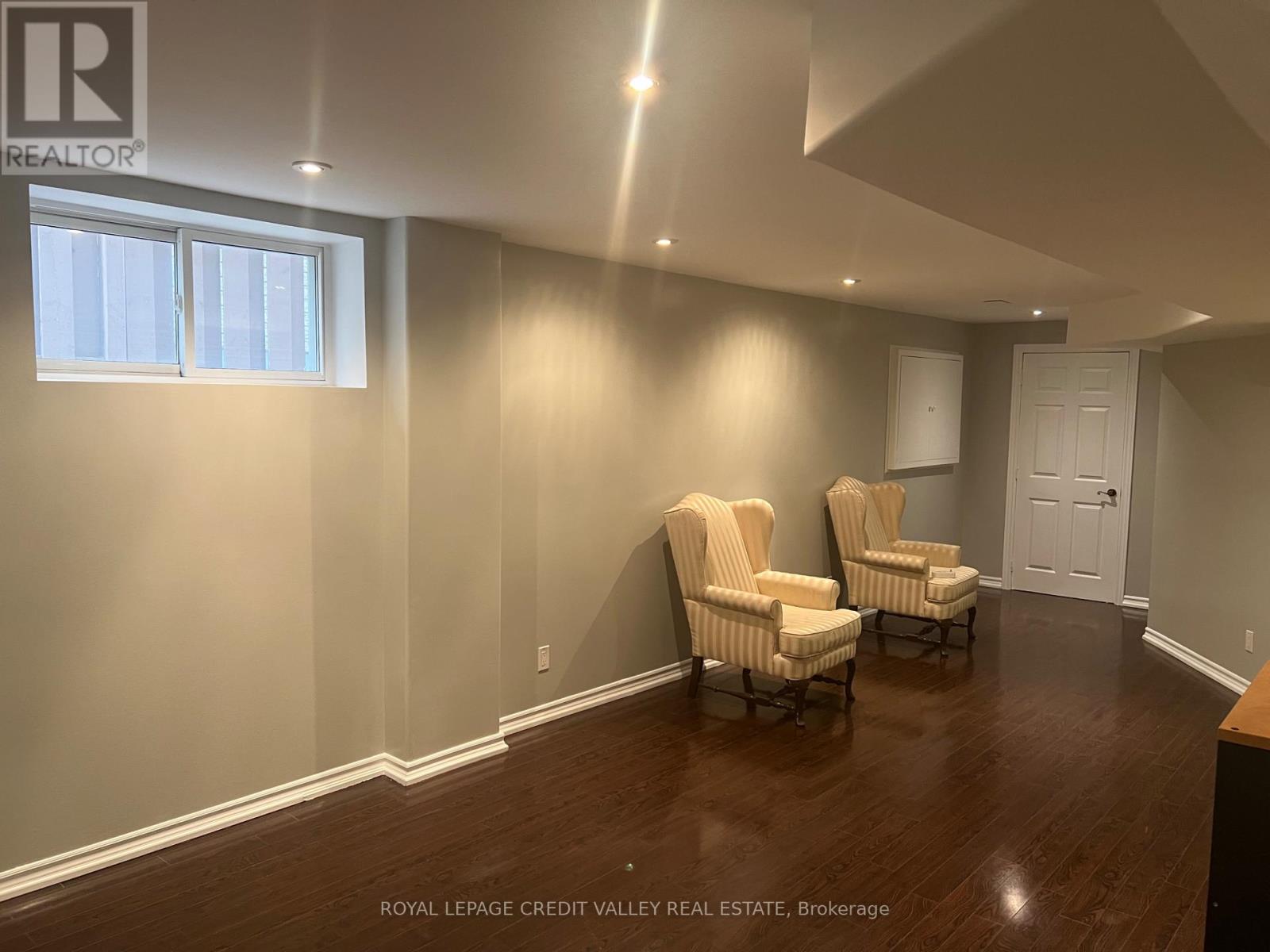 Bsmt - 7 Albright Road, Brampton, Ontario  L6X 5C8 - Photo 9 - W12433209