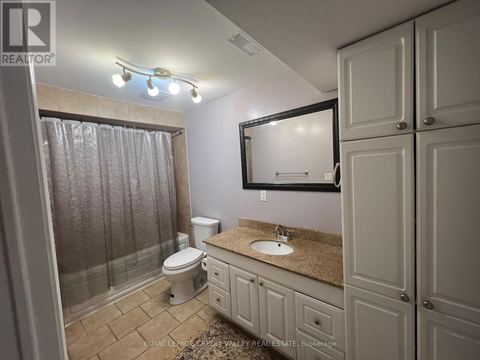 Bsmt - 7 Albright Road, Brampton, Ontario  L6X 5C8 - Photo 15 - W12433209