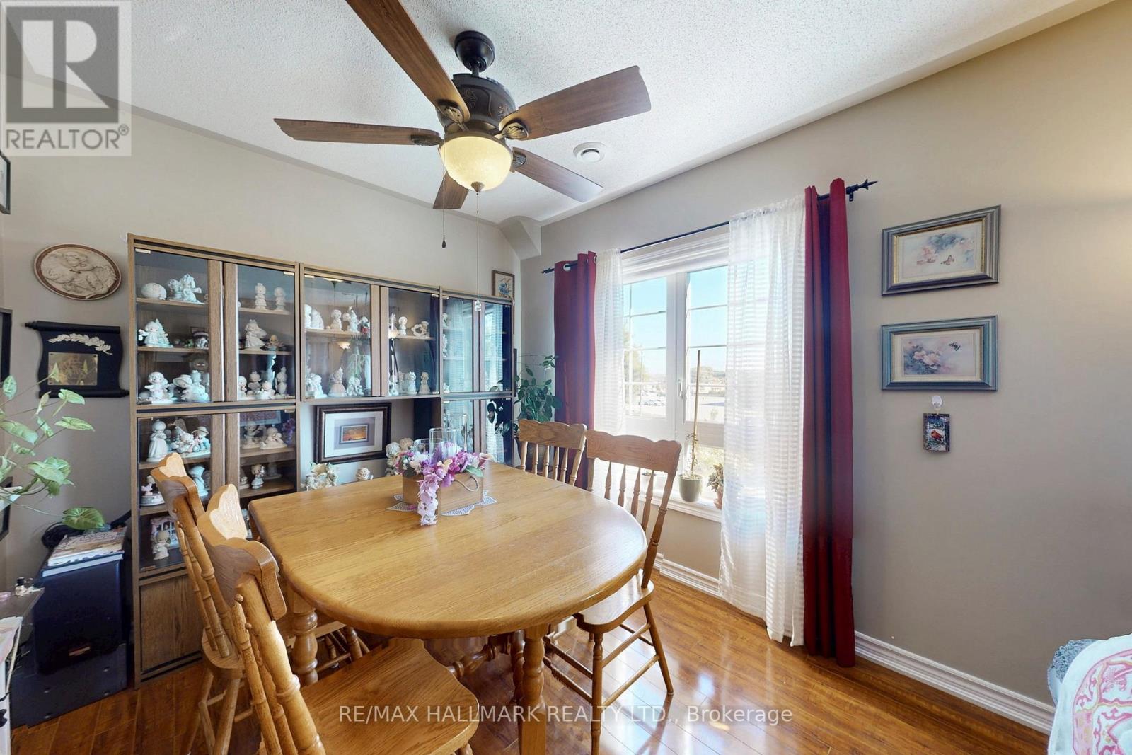 301 - 112 Simcoe Road, Bradford West Gwillimbury, Ontario  L3Z 1Y2 - Photo 10 - N12433354