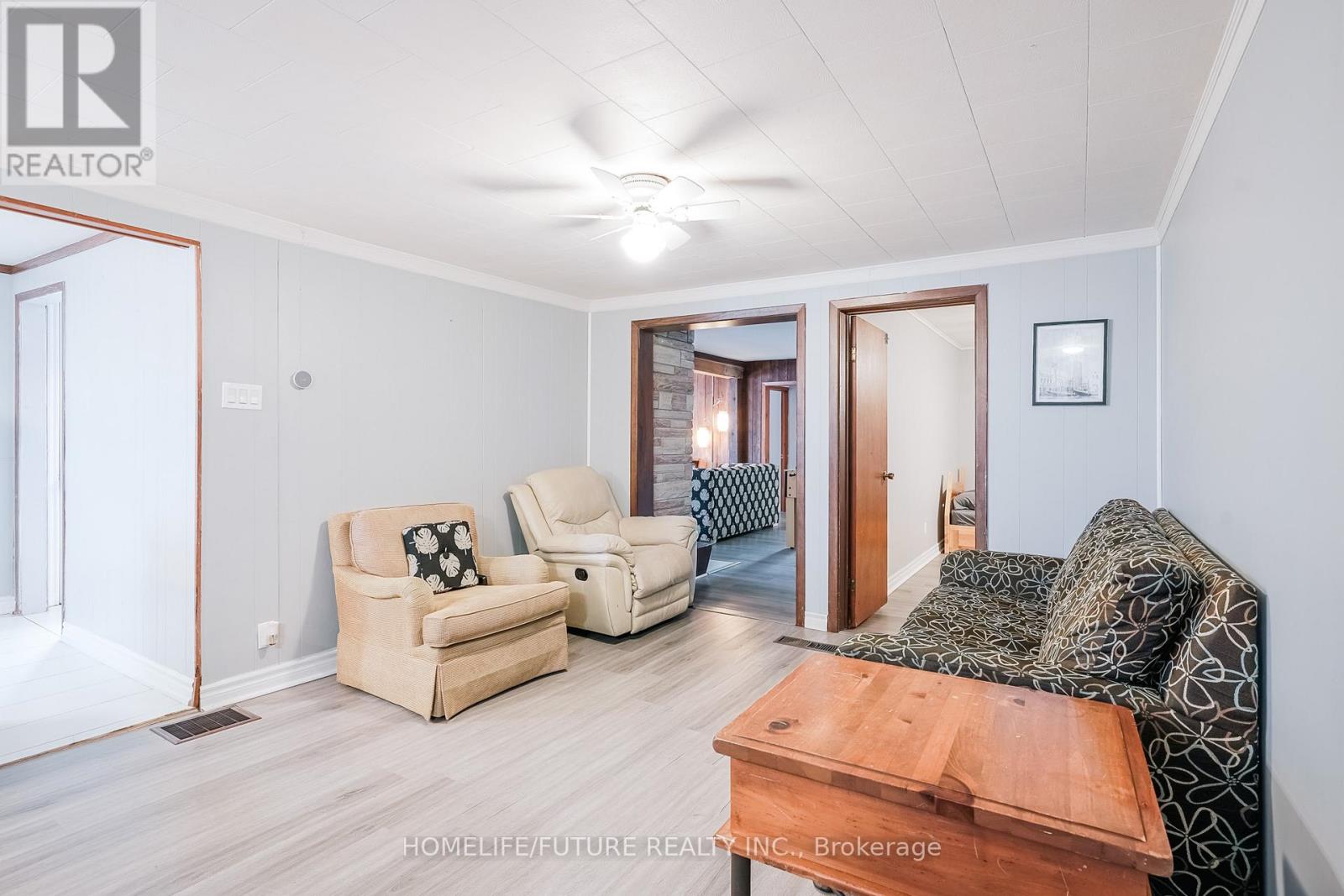 1200 Mosley Street, Wasaga Beach, Ontario  L9Z 2E7 - Photo 34 - S12433311