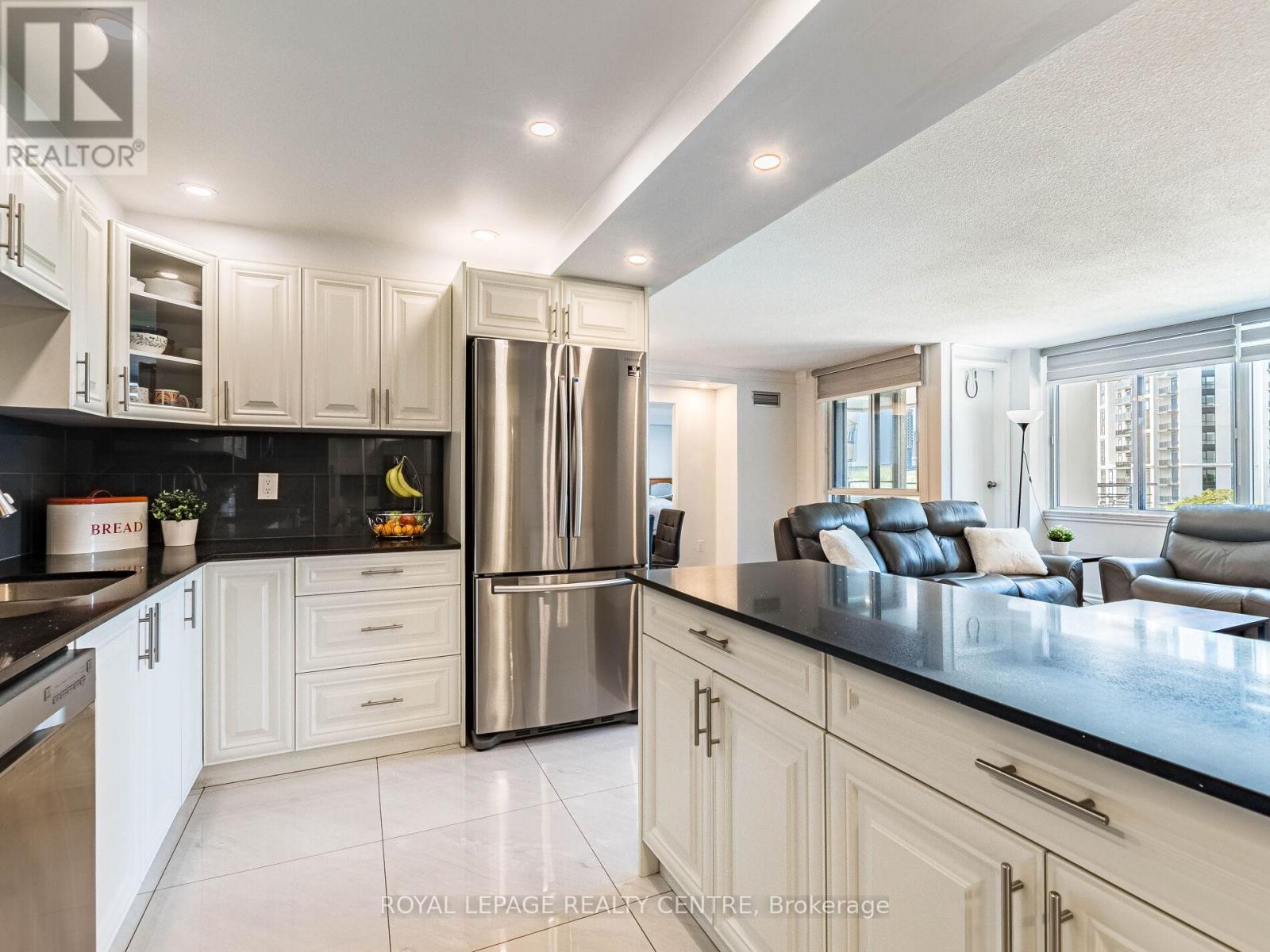 709 - 1320 Mississauga Valley Boulevard, Mississauga, Ontario  L5A 3R6 - Photo 20 - W12433330