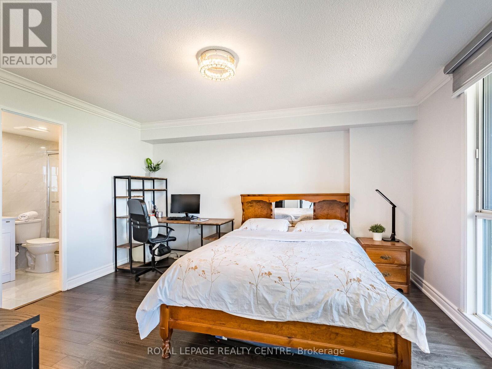 709 - 1320 Mississauga Valley Boulevard, Mississauga, Ontario  L5A 3R6 - Photo 23 - W12433330