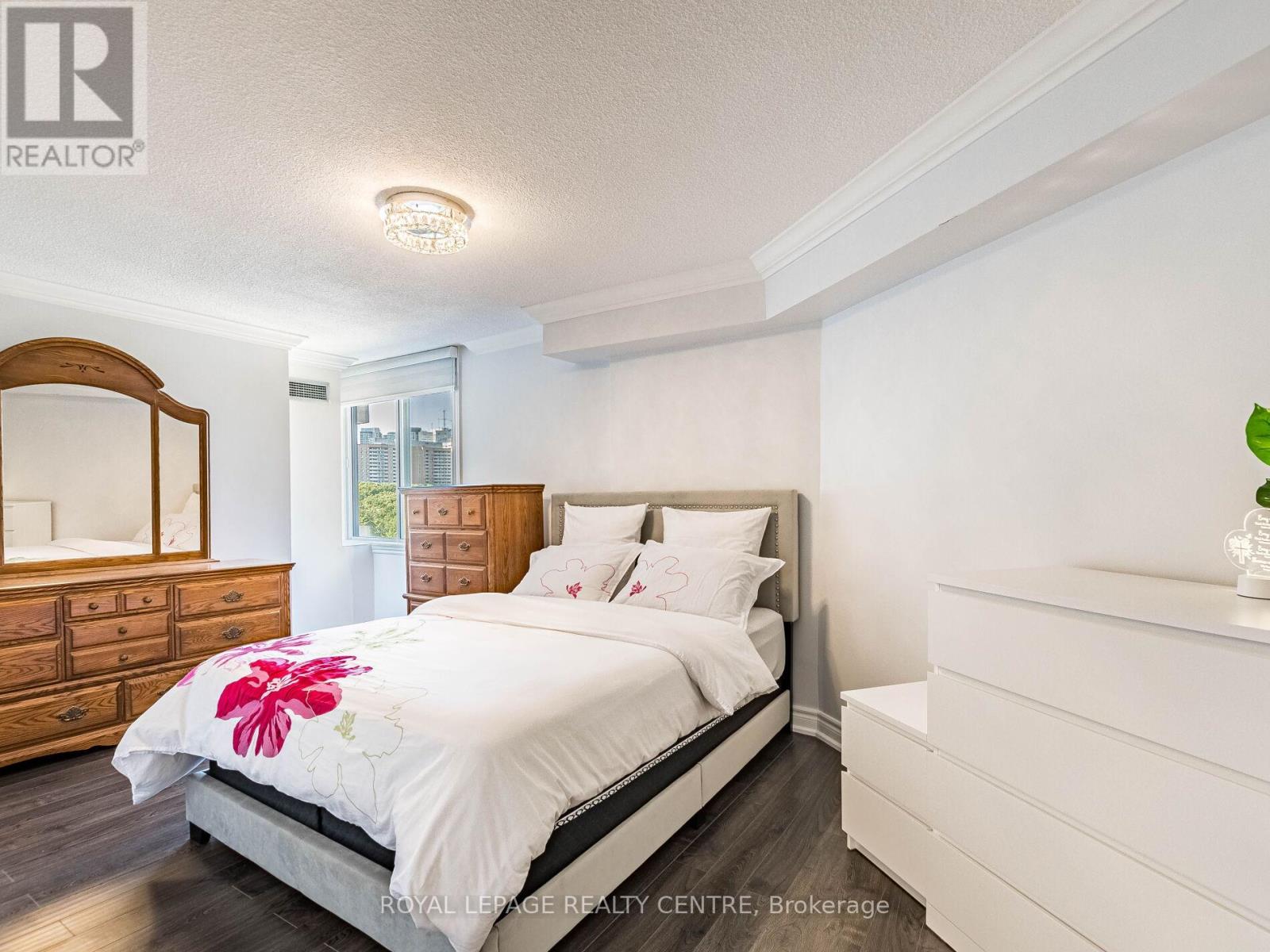 709 - 1320 Mississauga Valley Boulevard, Mississauga, Ontario  L5A 3R6 - Photo 30 - W12433330
