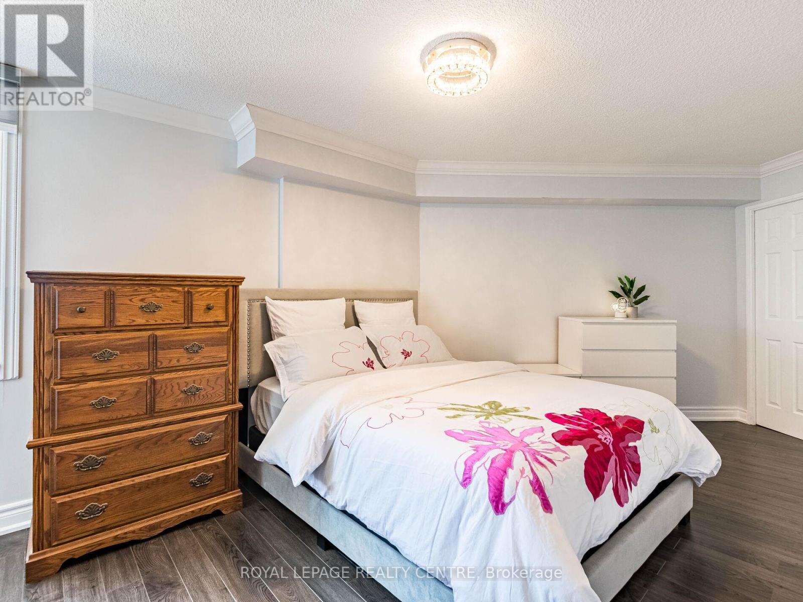 709 - 1320 Mississauga Valley Boulevard, Mississauga, Ontario  L5A 3R6 - Photo 32 - W12433330