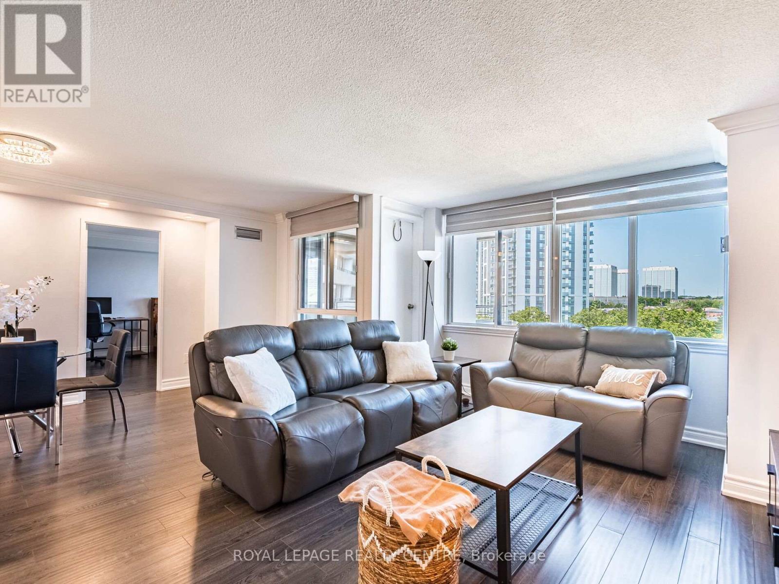 709 - 1320 Mississauga Valley Boulevard, Mississauga, Ontario  L5A 3R6 - Photo 8 - W12433330