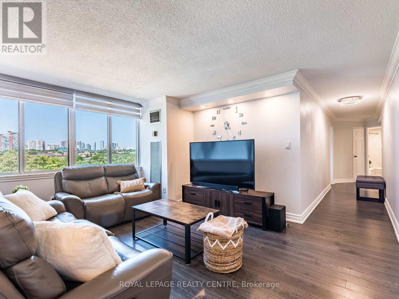 709 - 1320 Mississauga Valley Boulevard, Mississauga, Ontario  L5A 3R6 - Photo 9 - W12433330