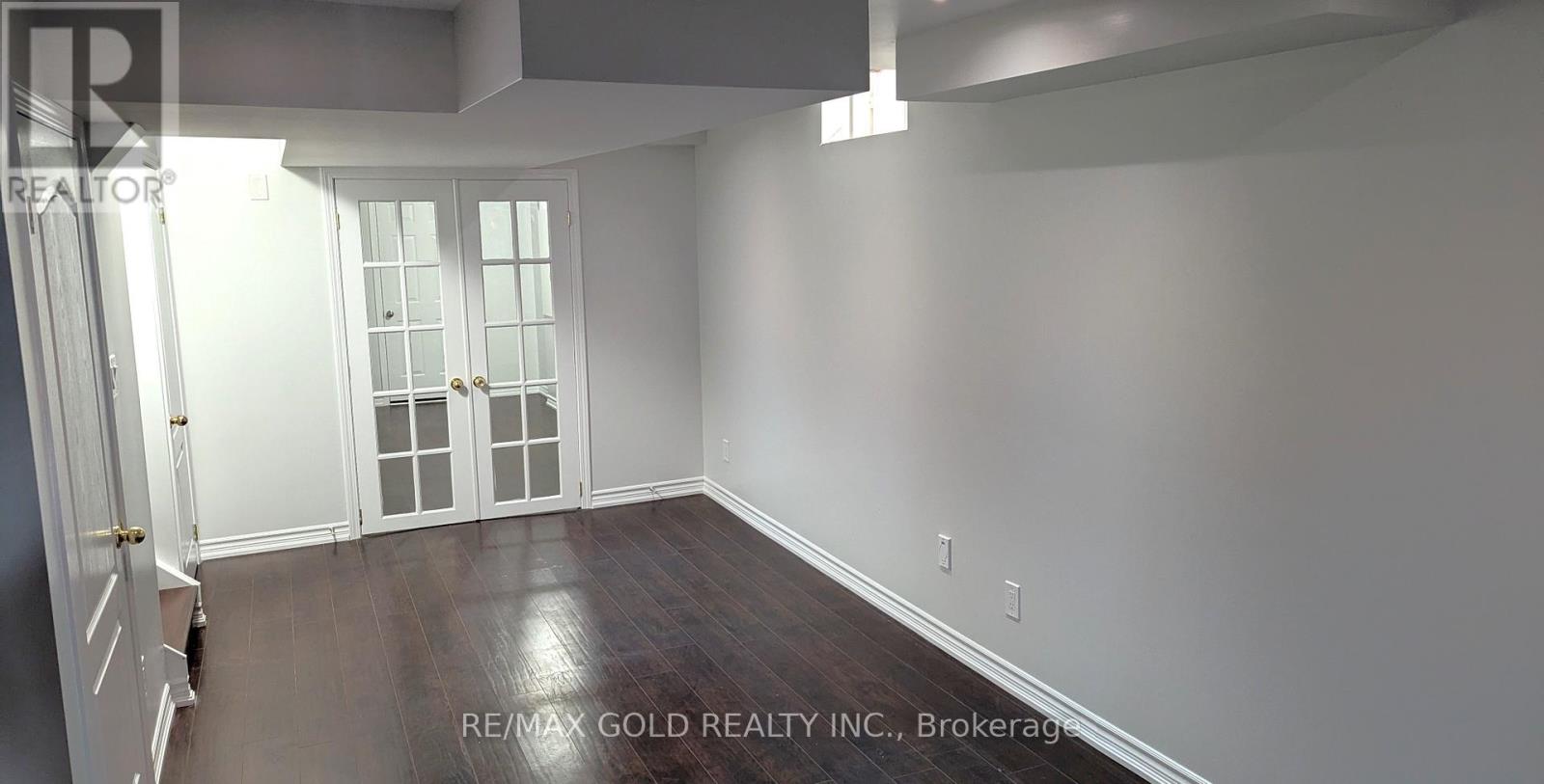 26 Long Branch Trail, Brampton, Ontario  L6P 3S4 - Photo 13 - W12433349