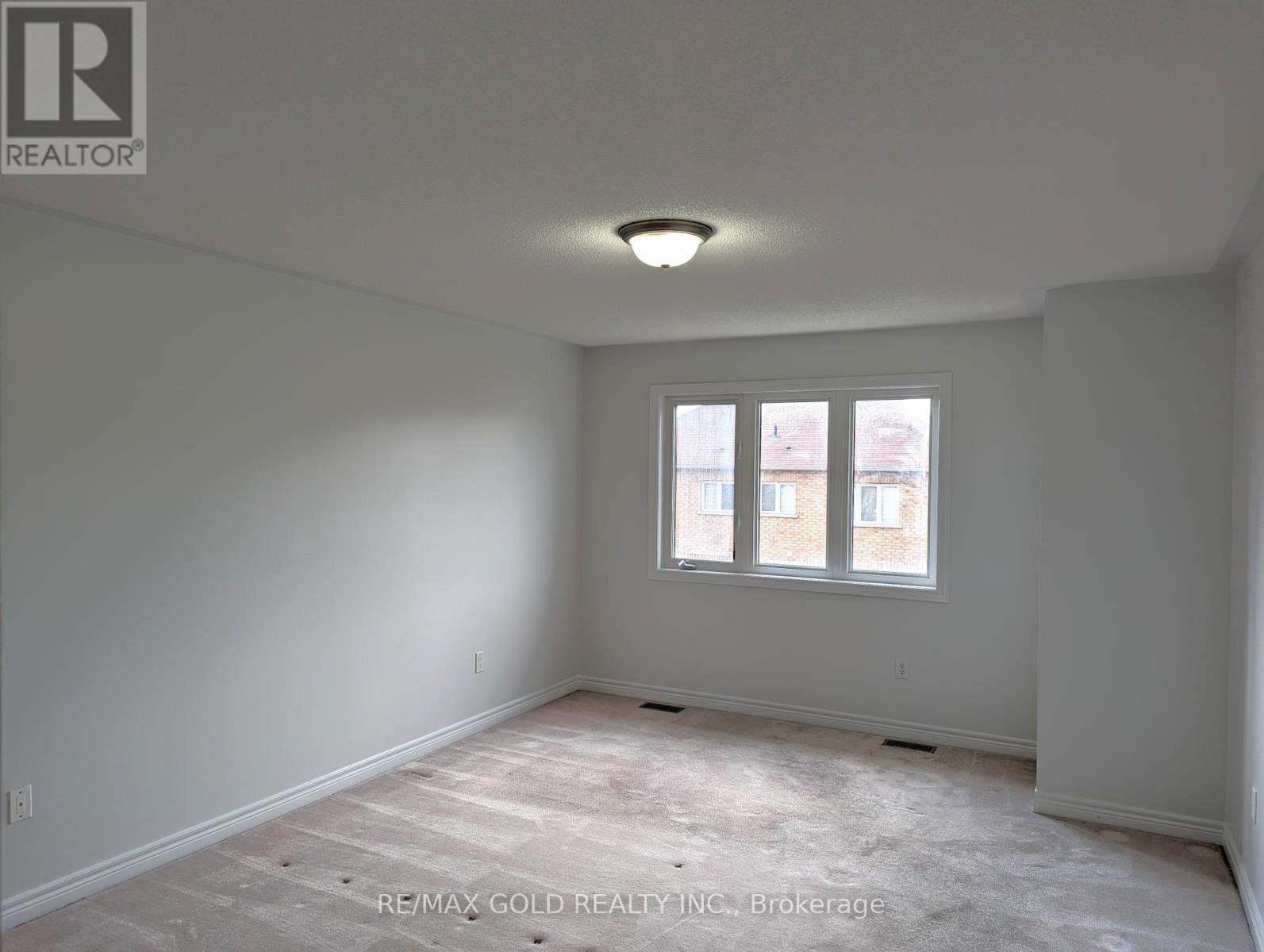 26 Long Branch Trail, Brampton, Ontario  L6P 3S4 - Photo 9 - W12433349