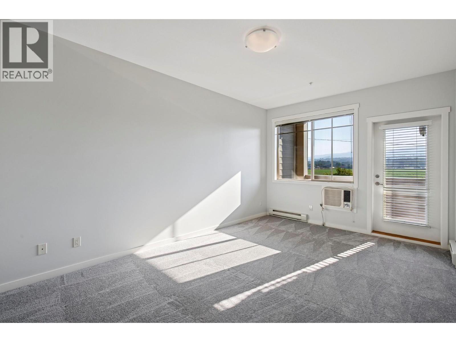3735 Casorso Road Unit# 205, Kelowna, British Columbia  V1W 5G1 - Photo 10 - 10364484
