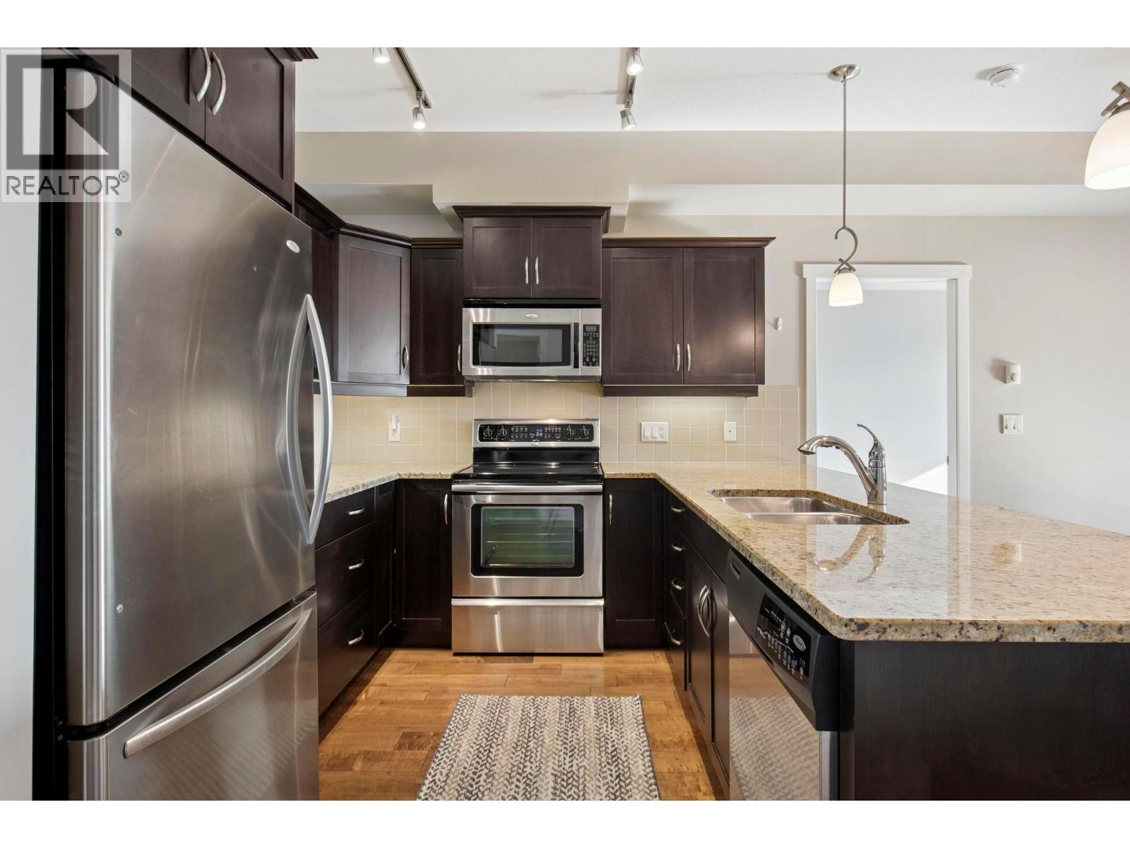 3735 Casorso Road Unit# 205, Kelowna, British Columbia  V1W 5G1 - Photo 4 - 10364484
