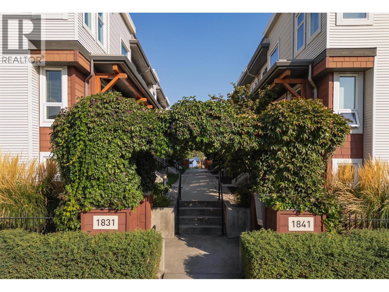 1831 Ambrosi Road Unit# 1 Kelowna Photo 3