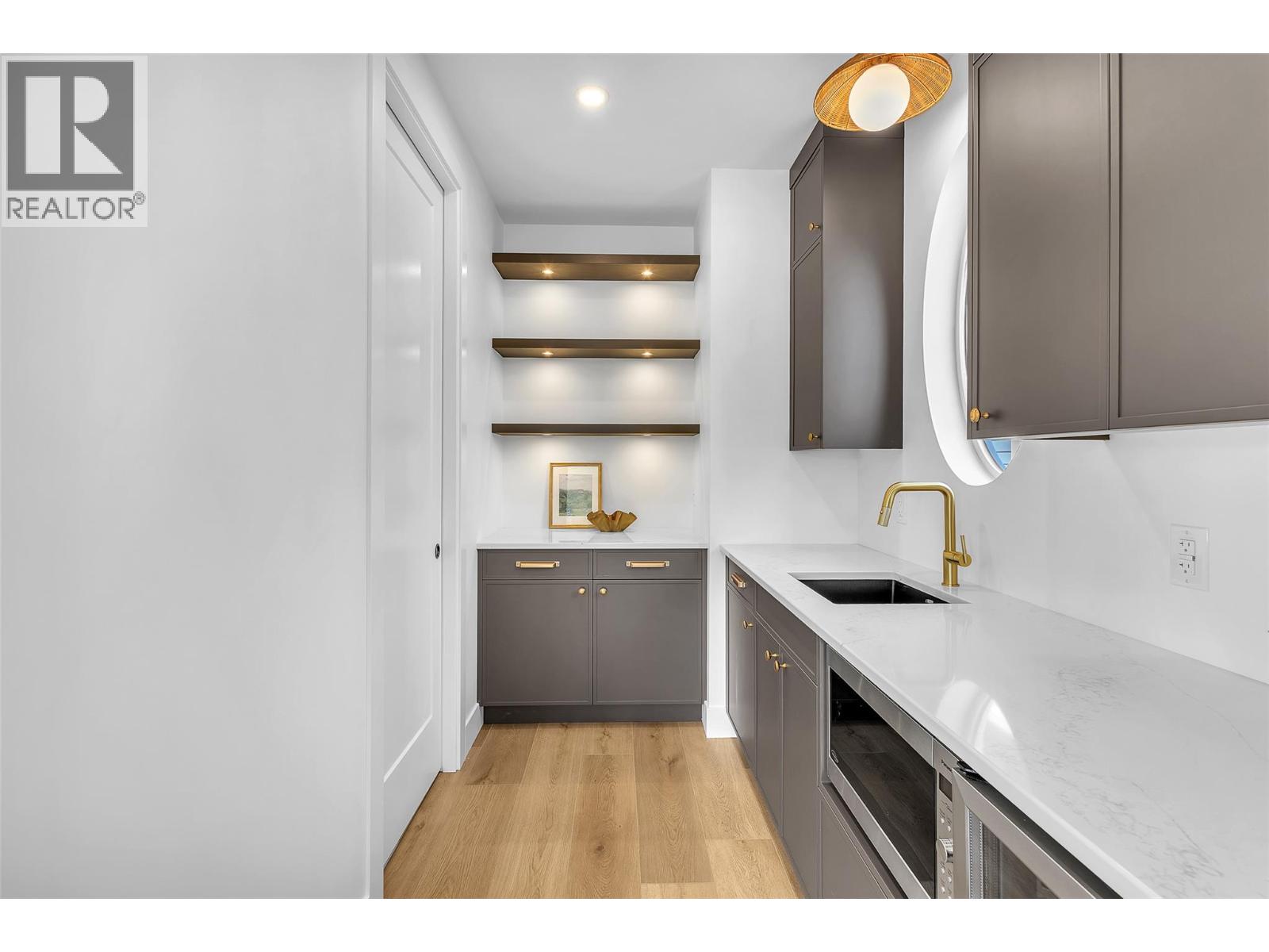 1439 Whistling Pine Place Kelowna Photo 16
