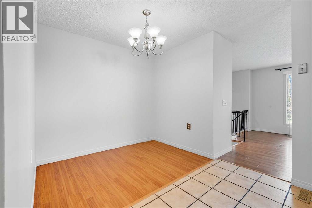 232 Radley Place Se, Calgary, Alberta  T2A 5X6 - Photo 9 - A2260438