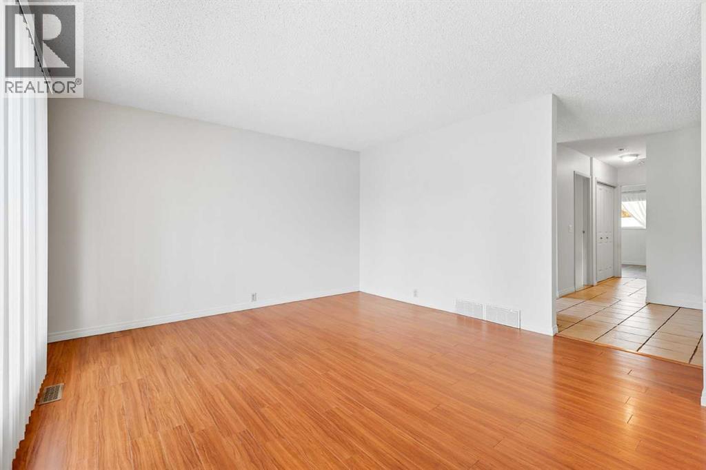 232 Radley Place Se, Calgary, Alberta  T2A 5X6 - Photo 7 - A2260438
