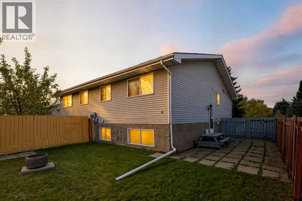 232 Radley Place Se, Calgary, Alberta  T2A 5X6 - Photo 2 - A2260438